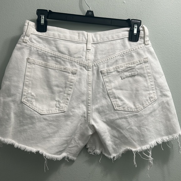 COPY - # 26NWT FREE PEOPLE WE THE FREE MAGGIE MID RISE SHORTS IN SIZE 26 and SI… - Picture 6 of 8